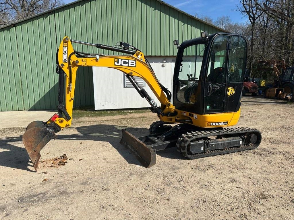 JCB 8025 ZTSL - Мини-экскаватор: фото 1 JCB 8025 ZTSL - Мини-экскаватор: фото 1