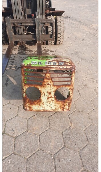 Deutz-Fahr 4006-5206 - Капот для Сельскохозяйственной техники: фото 1 Deutz-Fahr 4006-5206 - Капот для Сельскохозяйственной техники: фото 1