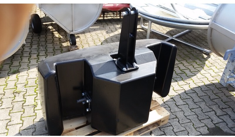 Frontgewicht 2500 kg - Противовес для Сельскохозяйственной техники: фото 1 Frontgewicht 2500 kg - Противовес для Сельскохозяйственной техники: фото 1