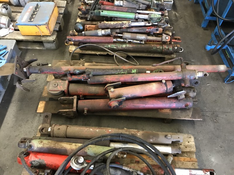 Grote partij hydraulische cilinders - Гидравлический цилиндр для Сельскохозяйственной техники: фото 3 Grote partij hydraulische cilinders - Гидравлический цилиндр для Сельскохозяйственной техники: фото 3