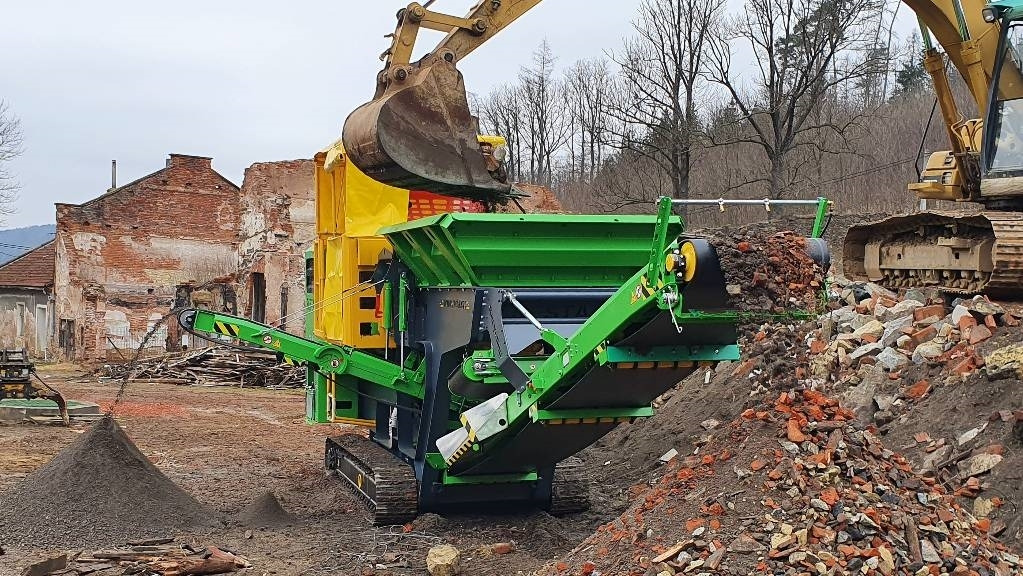 Resta CH1 710x500, CK6 710x500 - Мобильная дробилка: фото 3 Resta CH1 710x500, CK6 710x500 - Мобильная дробилка: фото 3