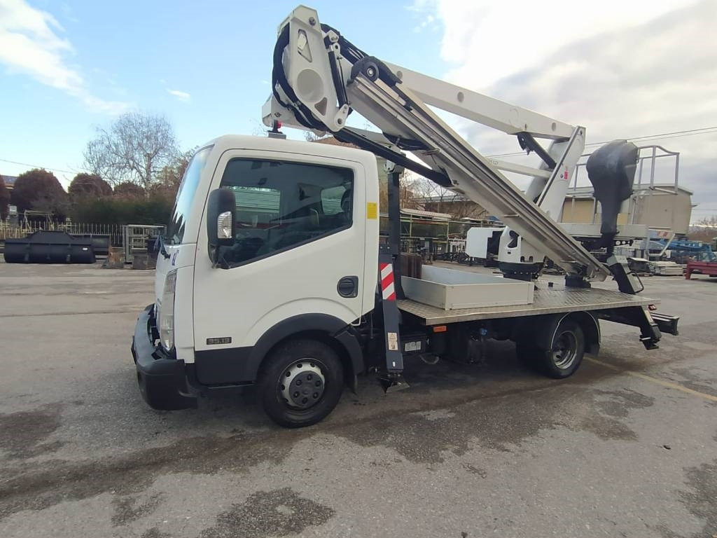 Oil & Steel 2112 - Грузовик с подъемником: фото 5 Oil & Steel 2112 - Грузовик с подъемником: фото 5