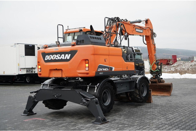 Doosan DX 140W - Колёсный экскаватор: фото 5 Doosan DX 140W - Колёсный экскаватор: фото 5