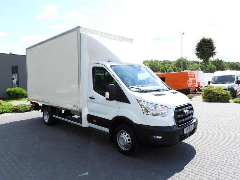 Ford TRANSIT KONTENER WINDA 8 PALET TEMPOMAT LEDY BLIŹNIACZE KOŁA KLI - Грузовик с закрытым кузовом: фото 4 Ford TRANSIT KONTENER WINDA 8 PALET TEMPOMAT LEDY BLIŹNIACZE KOŁA KLI - Грузовик с закрытым кузовом: фото 4