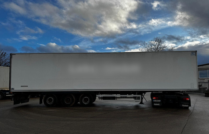 Fruehauf FST 4 FC - Полуприцеп-фургон: фото 2 Fruehauf FST 4 FC - Полуприцеп-фургон: фото 2