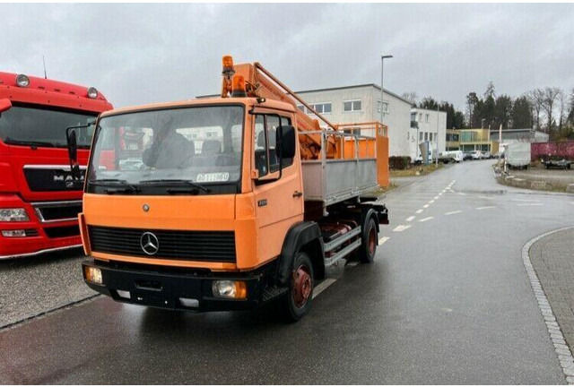 Mercedes-Benz 709 Bucket truck Wumag 14 m - Грузовик, Автоманипулятор: фото 1 Mercedes-Benz 709 Bucket truck Wumag 14 m - Грузовик, Автоманипулятор: фото 1