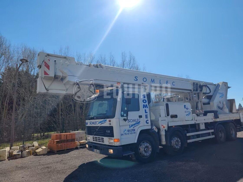 Volvo FL12 - Mounted boom lift truck - Грузовик, Автоманипулятор: фото 1 Volvo FL12 - Mounted boom lift truck - Грузовик, Автоманипулятор: фото 1