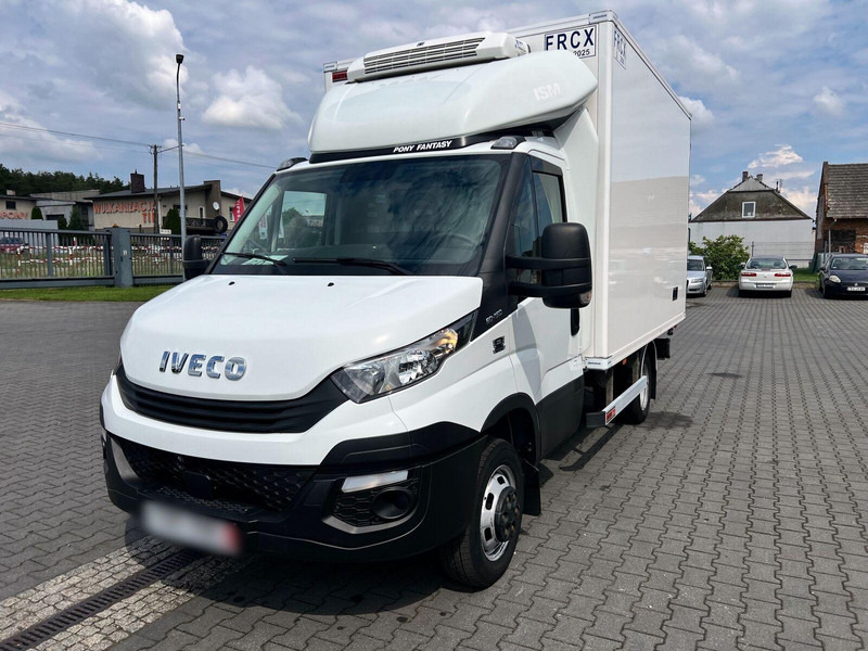 Iveco Daily 50C15 Kontener Mroźnia/Chłodnia 3x Drzwi ThermoKing V 300 - Малотоннажный рефрижератор: фото 1 Iveco Daily 50C15 Kontener Mroźnia/Chłodnia 3x Drzwi ThermoKing V 300 - Малотоннажный рефрижератор: фото 1