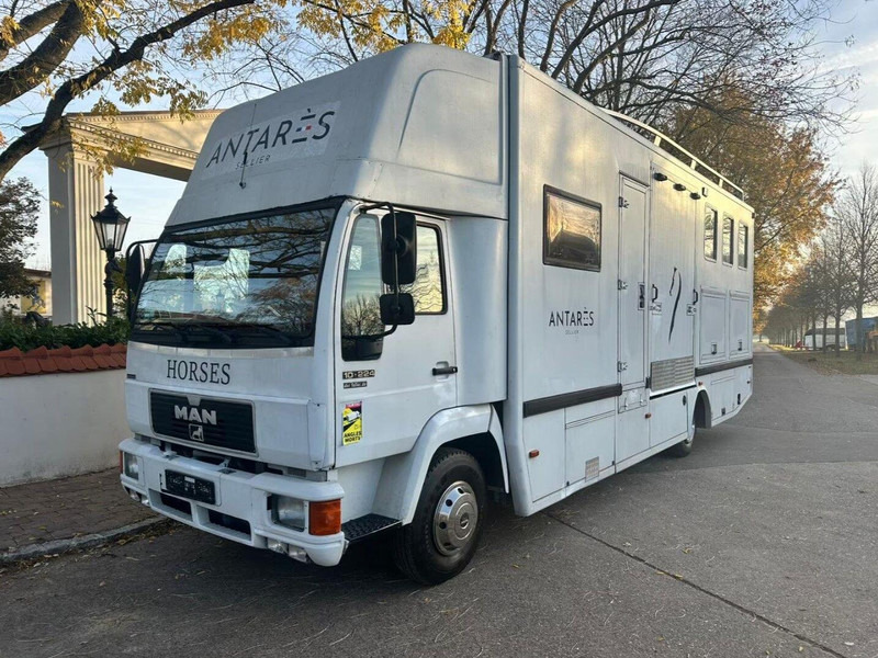 MAN 10.224 - Коневоз: фото 2 MAN 10.224 - Коневоз: фото 2