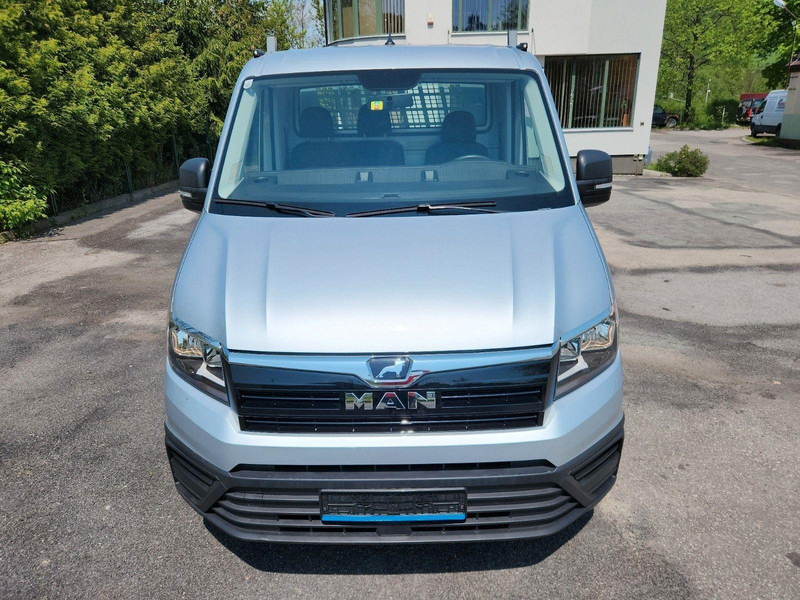 MAN TGE 4x4 Flatbed - Малотоннажный бортовой грузовик: фото 2 MAN TGE 4x4 Flatbed - Малотоннажный бортовой грузовик: фото 2