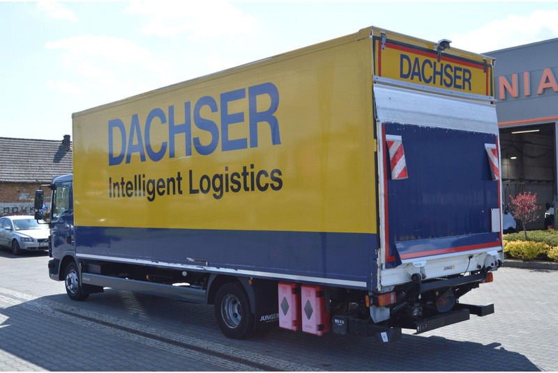 MAN TGL 12.250 CONTAINER+LIFT 1500 kg - Грузовик с закрытым кузовом: фото 3 MAN TGL 12.250 CONTAINER+LIFT 1500 kg - Грузовик с закрытым кузовом: фото 3