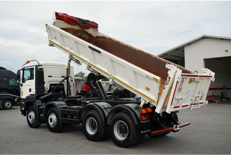 MAN TGS 35.440 / 8X4 / WYWROTKA 2 STR. / HYDROBURTA / BORDMATIC / ZA - Самосвал: фото 3 MAN TGS 35.440 / 8X4 / WYWROTKA 2 STR. / HYDROBURTA / BORDMATIC / ZA - Самосвал: фото 3