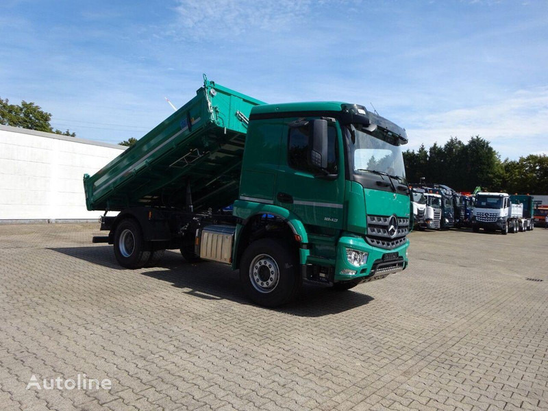 Mercedes-Benz 1843 Arocs 3 way Meiller tipper - Самосвал: фото 2 Mercedes-Benz 1843 Arocs 3 way Meiller tipper - Самосвал: фото 2