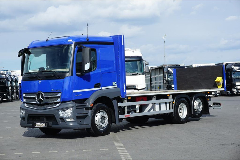 Mercedes-Benz ACTROS / 2543 / ACC / E 6 / PEŁNY ADR / PLATFORMA / ZAWIESIE POD - Грузовик бортовой/ Платформа: фото 2 Mercedes-Benz ACTROS / 2543 / ACC / E 6 / PEŁNY ADR / PLATFORMA / ZAWIESIE POD - Грузовик бортовой/ Платформа: фото 2