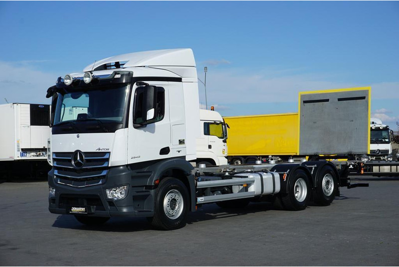 Mercedes-Benz ANTOS / 2545 / ACC / E 6 / BDF + WINDA / 7.15 , 7.45, 7.82 M / O - Грузовик-шасси: фото 2 Mercedes-Benz ANTOS / 2545 / ACC / E 6 / BDF + WINDA / 7.15 , 7.45, 7.82 M / O - Грузовик-шасси: фото 2
