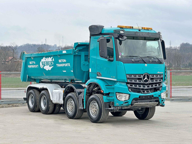 Mercedes-Benz AROCS 4142* KIPPER / 8x4 * TOPZUSTAND - Самосвал: фото 1 Mercedes-Benz AROCS 4142* KIPPER / 8x4 * TOPZUSTAND - Самосвал: фото 1