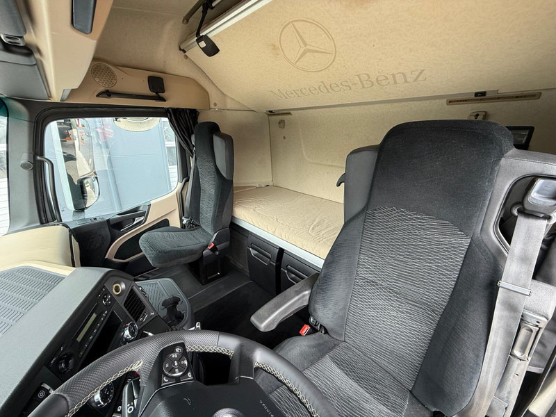 Грузовик с закрытым кузовом Mercedes-Benz Actros 2542 / E6 / burto-firanka 8,5 m + winda / 2: фото 16