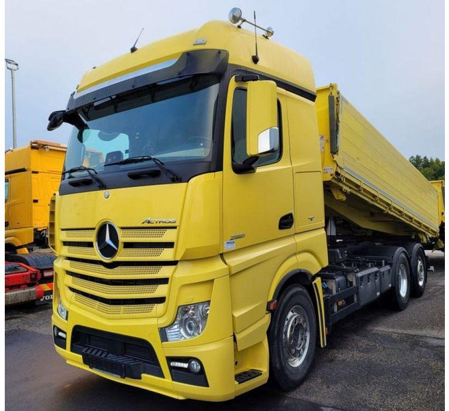 Mercedes-Benz Actros 2551 - Самосвал: фото 1 Mercedes-Benz Actros 2551 - Самосвал: фото 1