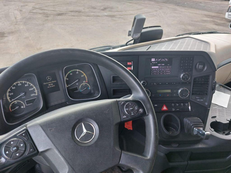Mercedes-Benz Actros 2646 - Крюковой мультилифт: фото 4 Mercedes-Benz Actros 2646 - Крюковой мультилифт: фото 4