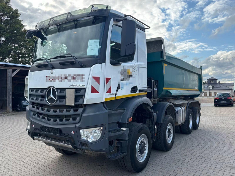 Mercedes-Benz Arocs 4145 AK - Самосвал: фото 1 Mercedes-Benz Arocs 4145 AK - Самосвал: фото 1