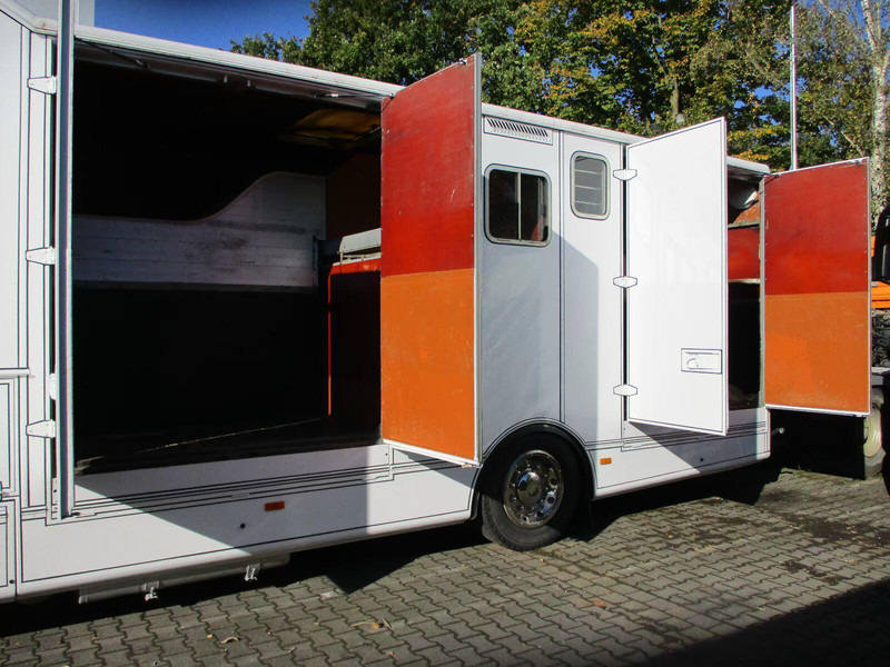 Mercedes-Benz Axor 1833 - Horse transporter - Коневоз: фото 5 Mercedes-Benz Axor 1833 - Horse transporter - Коневоз: фото 5