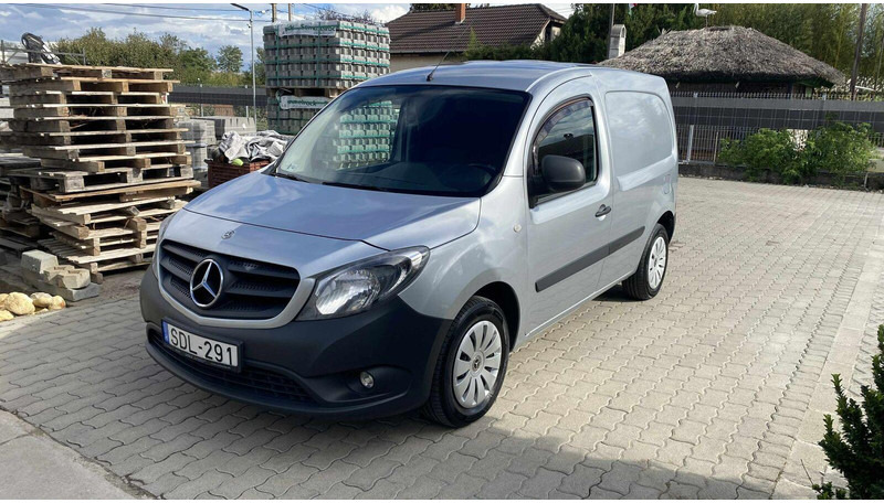Mercedes-Benz Citan 109 CDI LKW - Легковой фургон: фото 2 Mercedes-Benz Citan 109 CDI LKW - Легковой фургон: фото 2