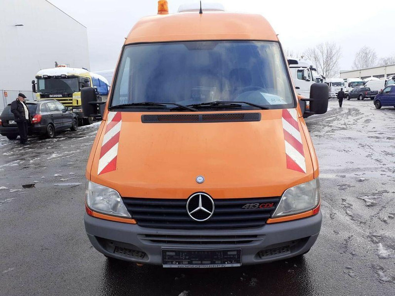 Mercedes-Benz Sprinter 413 - Ассенизатор: фото 2 Mercedes-Benz Sprinter 413 - Ассенизатор: фото 2
