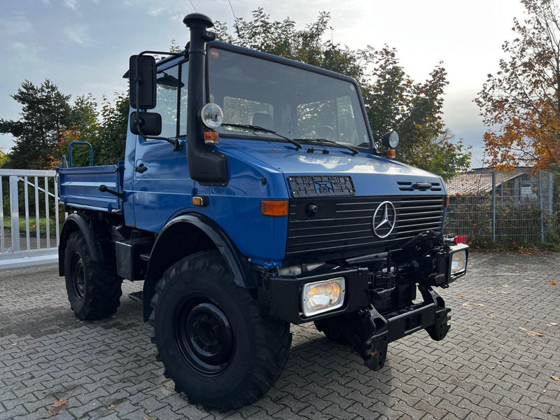 Mercedes-Benz Unimog 427 Platós hókotrócs - Мотоблок: фото 1 Mercedes-Benz Unimog 427 Platós hókotrócs - Мотоблок: фото 1