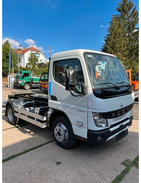 Mitsubishi Fuso Canter 6S15 - Крюковой мультилифт: фото 2 Mitsubishi Fuso Canter 6S15 - Крюковой мультилифт: фото 2