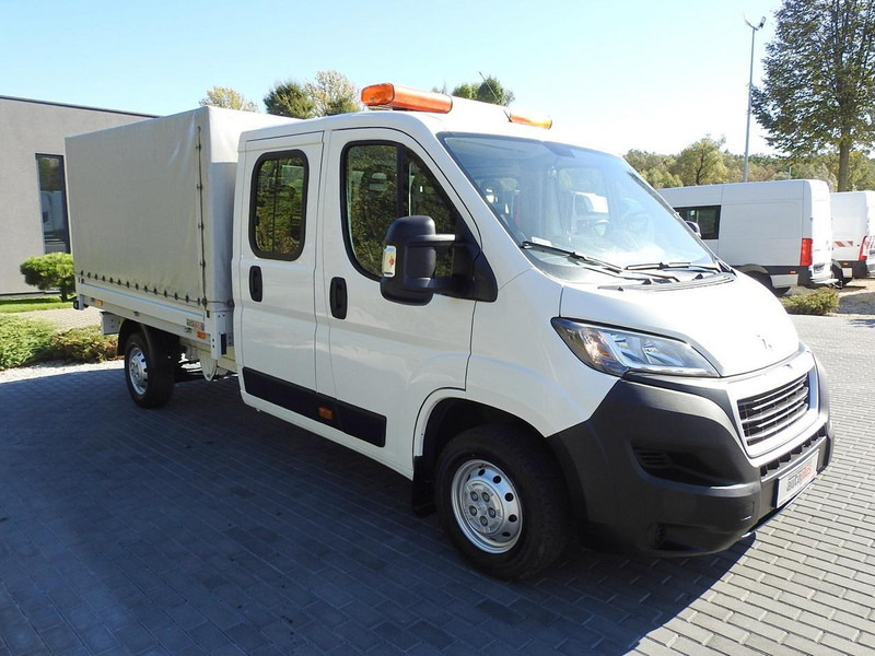 Peugeot BOXER SKRZYNIA PODWÓJNA KABINA DOKA 7 MIEJSC KLIMATYZACJA 140KM - Тентованный фургон, Грузопассажирский фургон: фото 4 Peugeot BOXER SKRZYNIA PODWÓJNA KABINA DOKA 7 MIEJSC KLIMATYZACJA 140KM - Тентованный фургон, Грузопассажирский фургон: фото 4