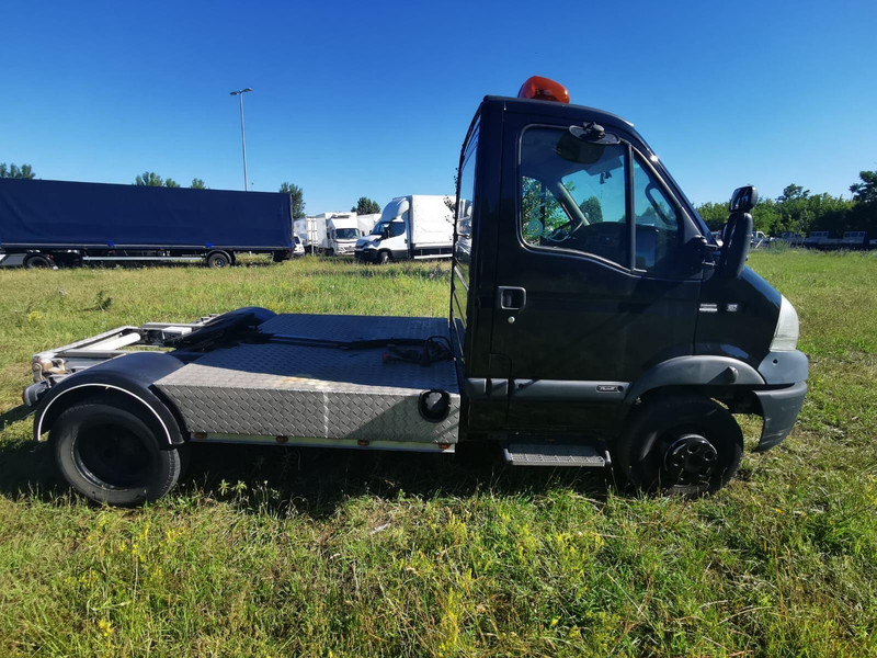 Renault MASCOTT 160 DXi - BE Mini Trekker - SZM - 3.5t - Малотоннажный седельный тягач: фото 3 Renault MASCOTT 160 DXi - BE Mini Trekker - SZM - 3.5t - Малотоннажный седельный тягач: фото 3