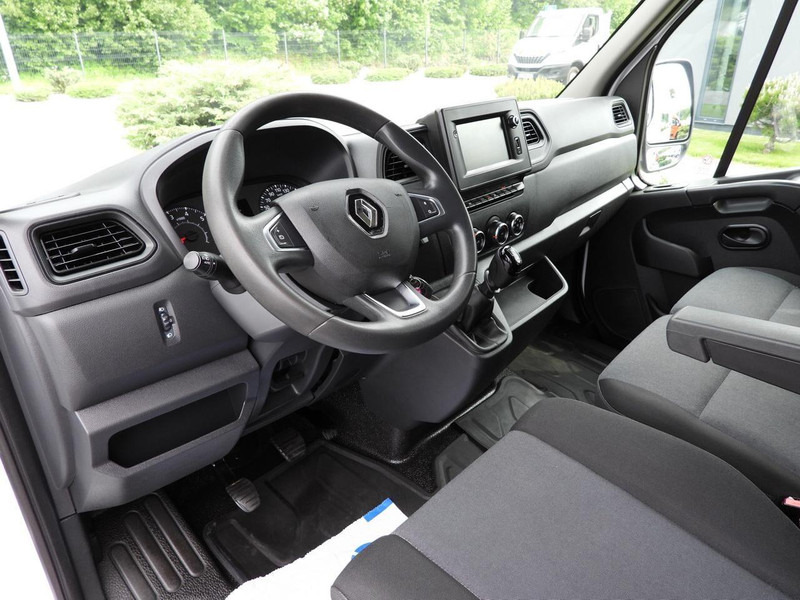 Renault MASTER  FURGON BRYGADÓWKA  7 MIEJSC TEMPOMAT NAWIGACJA LEDY KLIM - Малотоннажный фургон: фото 2 Renault MASTER  FURGON BRYGADÓWKA  7 MIEJSC TEMPOMAT NAWIGACJA LEDY KLIM - Малотоннажный фургон: фото 2
