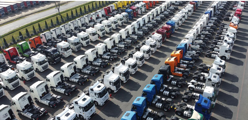 Полуприцеп бортовой/ Платформа Samro NACZEPA PLATFORMA / MOCNA PODŁOGA / OSIE SAF: фото 20 Полуприцеп бортовой/ Платформа Samro NACZEPA PLATFORMA / MOCNA PODŁOGA / OSIE SAF: фото 20