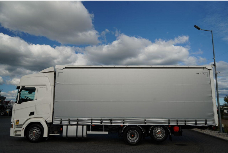 Scania R 450 / MEGA / 6x2 / FIRANKA - 8,2 m / SOLÓWKA / OŚ PODNOSZONA / - Тентованный грузовик: фото 3 Scania R 450 / MEGA / 6x2 / FIRANKA - 8,2 m / SOLÓWKA / OŚ PODNOSZONA / - Тентованный грузовик: фото 3