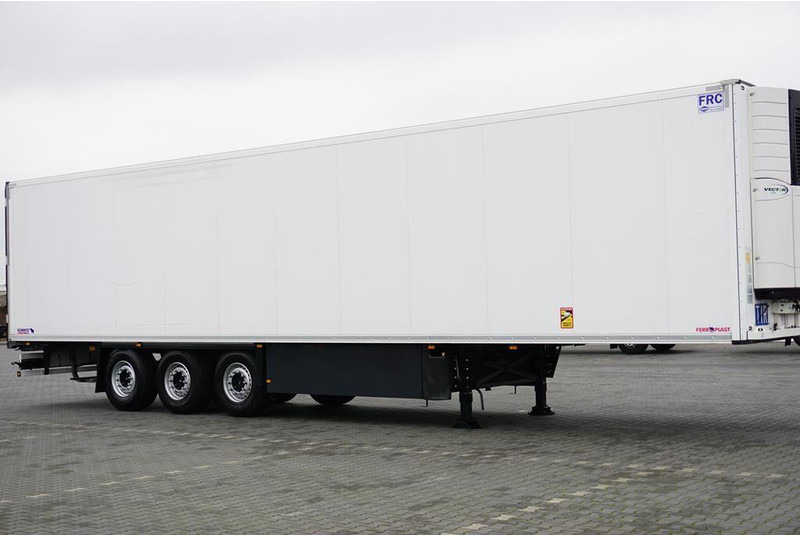 Schmitz Cargobull CHŁODNIA / CARRIER VECTOR 1550 / OŚ PODNOSZONA - Полуприцеп-рефрижератор: фото 4 Schmitz Cargobull CHŁODNIA / CARRIER VECTOR 1550 / OŚ PODNOSZONA - Полуприцеп-рефрижератор: фото 4