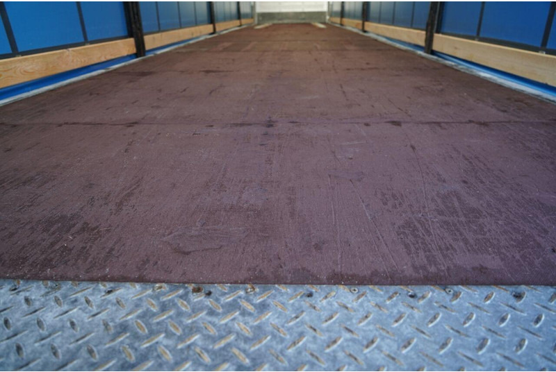 Тентованный полуприцеп Schmitz Cargobull FIRANKA / STANDARD / 2 OSIE PODNOSZONE: фото 19 Тентованный полуприцеп Schmitz Cargobull FIRANKA / STANDARD / 2 OSIE PODNOSZONE: фото 19