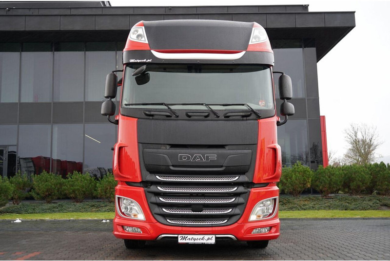 DAF XF 480 / LOW DECK / SUPER SPACE CAB / MEGA / 2021 - Тягач: фото 3 DAF XF 480 / LOW DECK / SUPER SPACE CAB / MEGA / 2021 - Тягач: фото 3