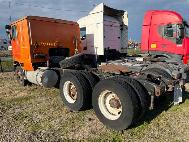 MACK INTERNATIONAL FSG 385 - Тягач: фото 3 MACK INTERNATIONAL FSG 385 - Тягач: фото 3