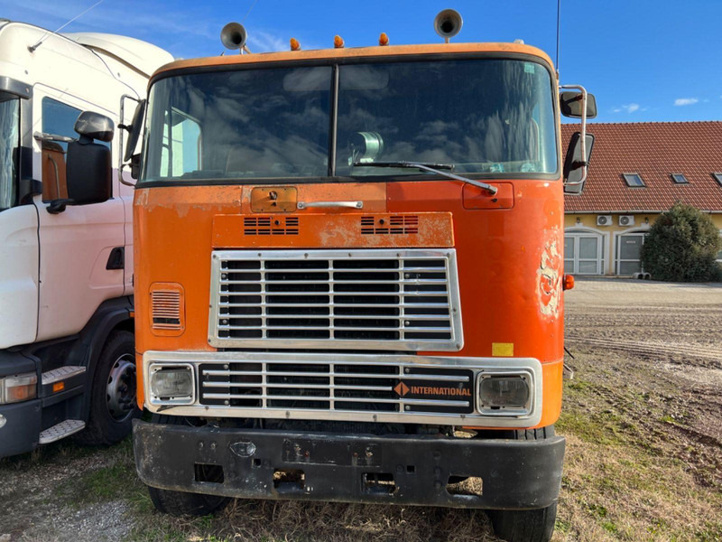 MACK INTERNATIONAL FSG 385 - Тягач: фото 2 MACK INTERNATIONAL FSG 385 - Тягач: фото 2