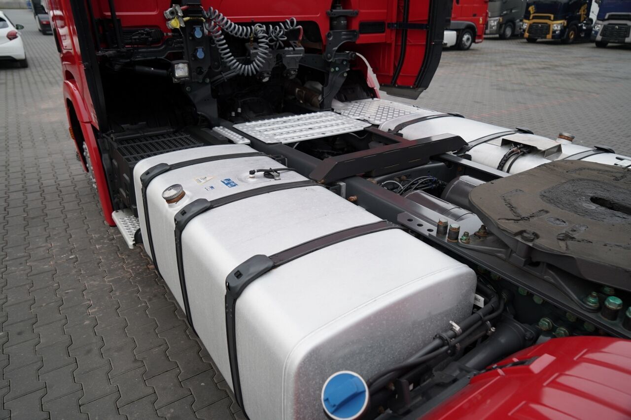 Тягач Scania R 450: фото 13