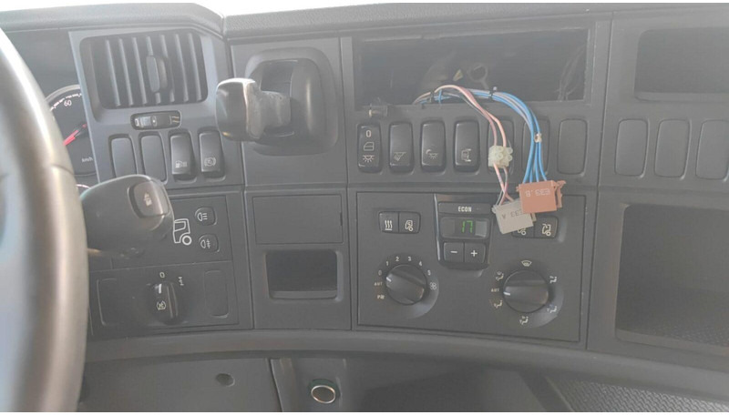 Scania R360 Tractor - Тягач: фото 5 Scania R360 Tractor - Тягач: фото 5