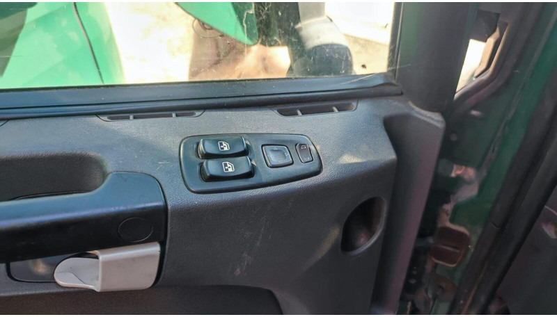 Scania R360 Tractor - Тягач: фото 3 Scania R360 Tractor - Тягач: фото 3