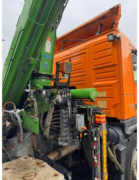 Volvo FM - trailer equipped with a container system + crane - Тягач: фото 4 Volvo FM - trailer equipped with a container system + crane - Тягач: фото 4