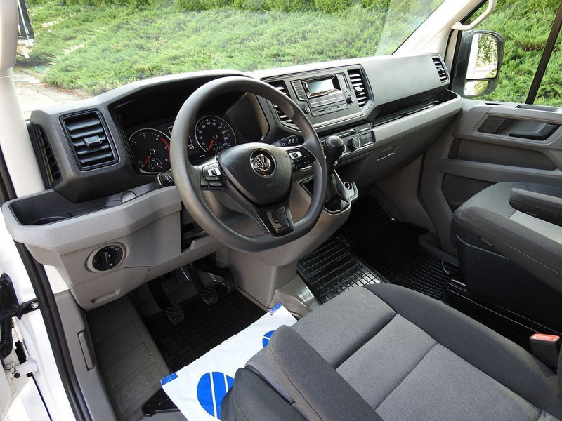 Volkswagen CRAFTER PLANDEKA 10 PALET WEBASTO TEMPOMAT KLIMATYZACJA LEDY 18 - Грузовик с закрытым кузовом: фото 2 Volkswagen CRAFTER PLANDEKA 10 PALET WEBASTO TEMPOMAT KLIMATYZACJA LEDY 18 - Грузовик с закрытым кузовом: фото 2