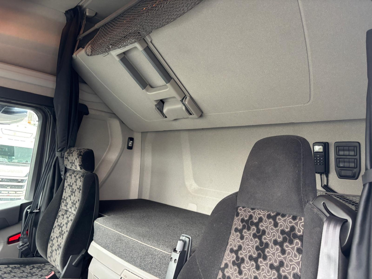 SCANIA R 500 A4x2NA - Тягач: фото 2 SCANIA R 500 A4x2NA - Тягач: фото 2