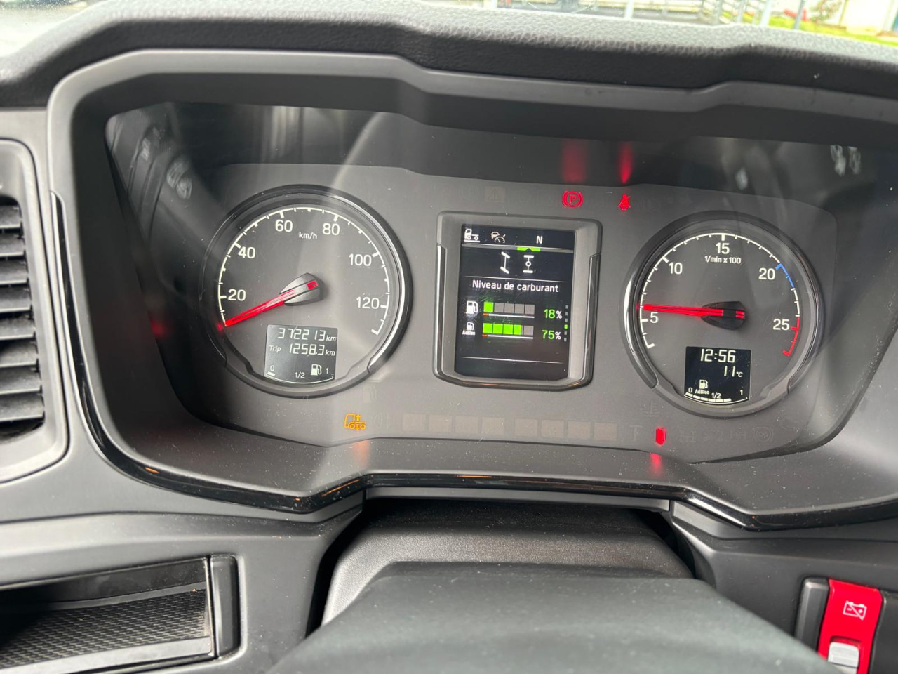 SCANIA R 500 A4x2NA - Тягач: фото 5 SCANIA R 500 A4x2NA - Тягач: фото 5