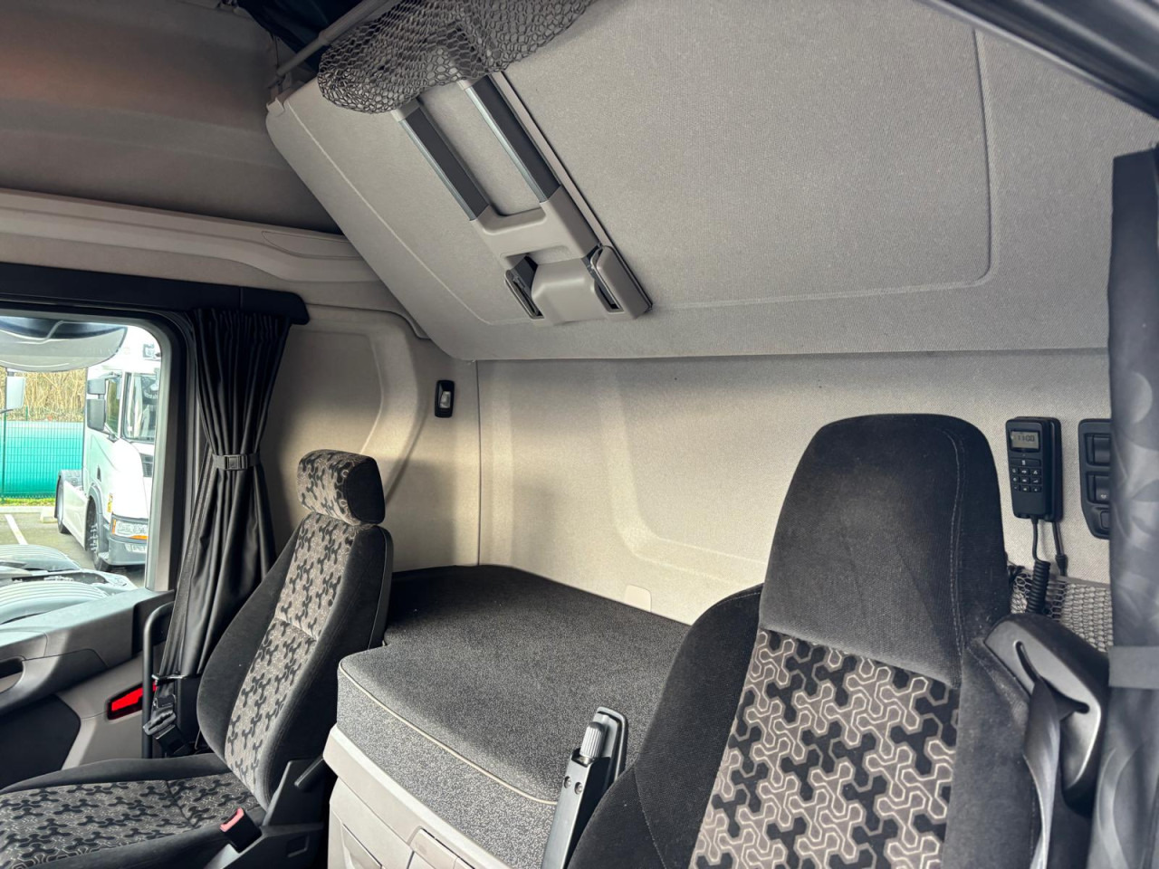 SCANIA R 500 A4x2NA - Тягач: фото 3 SCANIA R 500 A4x2NA - Тягач: фото 3