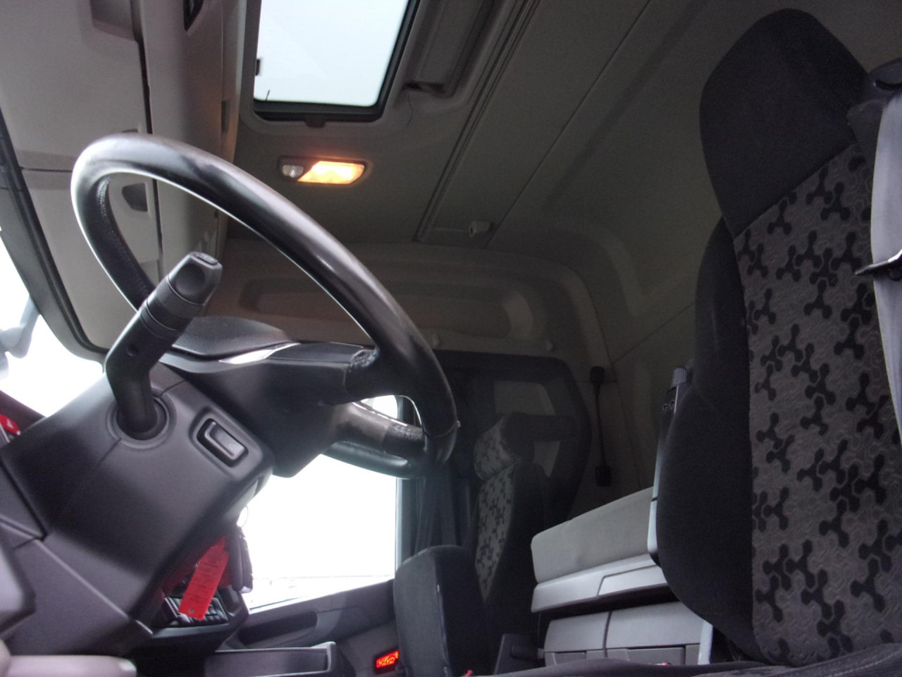 SCANIA R 410 A4x2NA - Тягач: фото 2 SCANIA R 410 A4x2NA - Тягач: фото 2