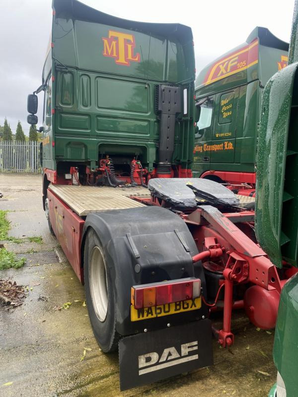 DAF XF Euro 5 105-460 4x2 Super Space Cab 4x2 XF Super Space cab Auto - Тягач: фото 3 DAF XF Euro 5 105-460 4x2 Super Space Cab 4x2 XF Super Space cab Auto - Тягач: фото 3