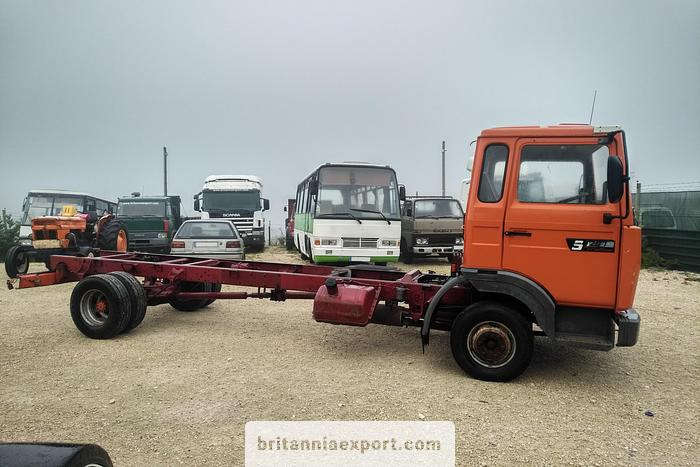 RENAULT Midliner S120 Turbo 7.7 Ton Chassis Cab Truck | ZF Manual | - Грузовик-шасси: фото 4 RENAULT Midliner S120 Turbo 7.7 Ton Chassis Cab Truck | ZF Manual | - Грузовик-шасси: фото 4